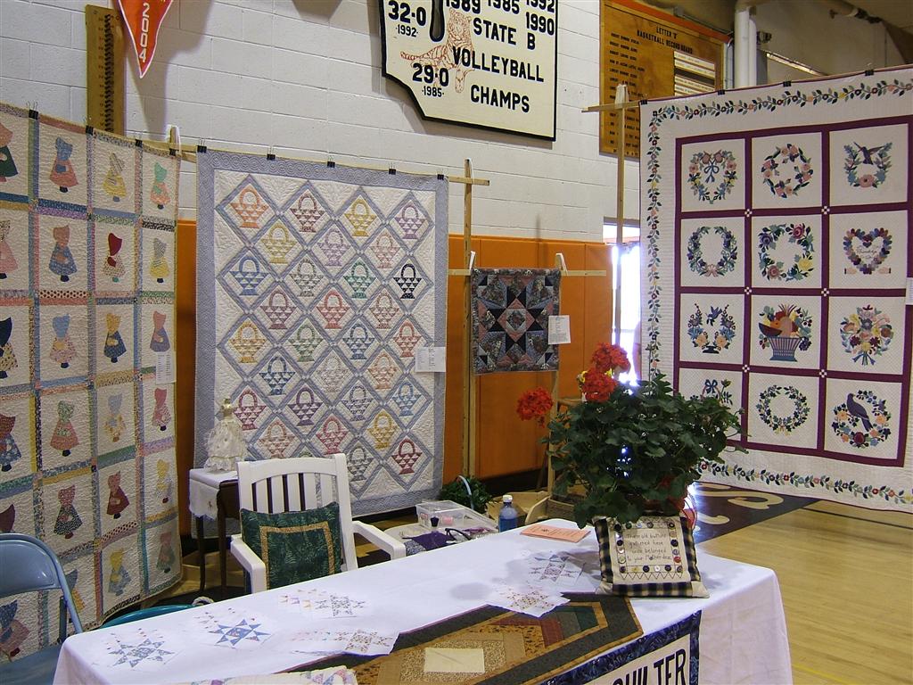 Quilts 2 0406 078 (Medium).jpg